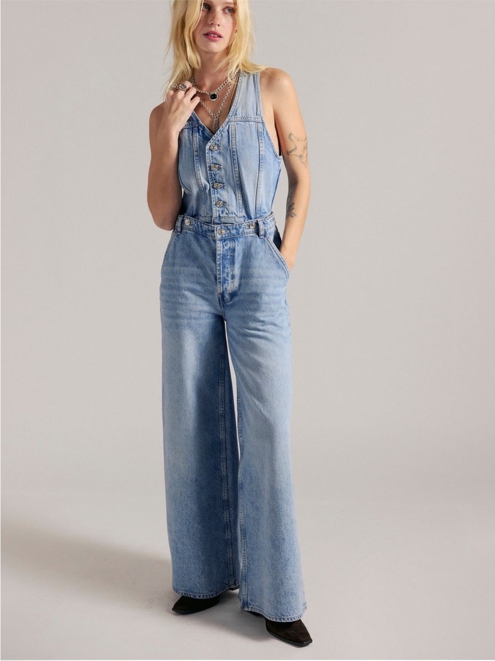 New We the Free Light Blue Wide Leg Denim Jumpsuit size 28